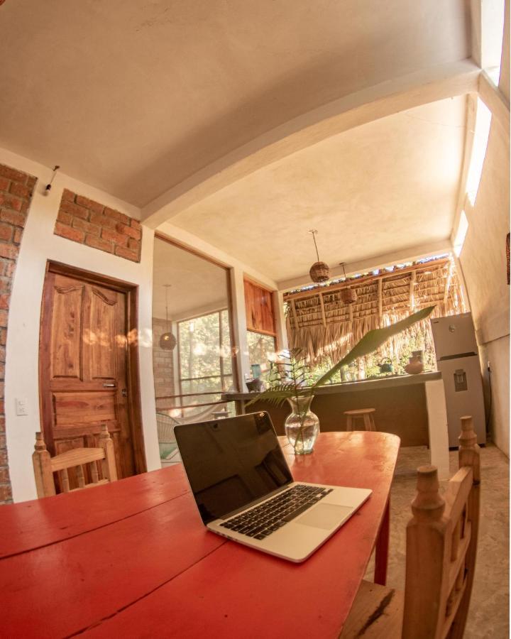 Casa Aquila Mazunteゲストハウス エクステリア 写真